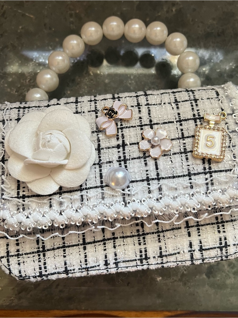 Top Handle pearl white black tweed lace Camellia flower mini bag purse n5 - Picture 9 of 13